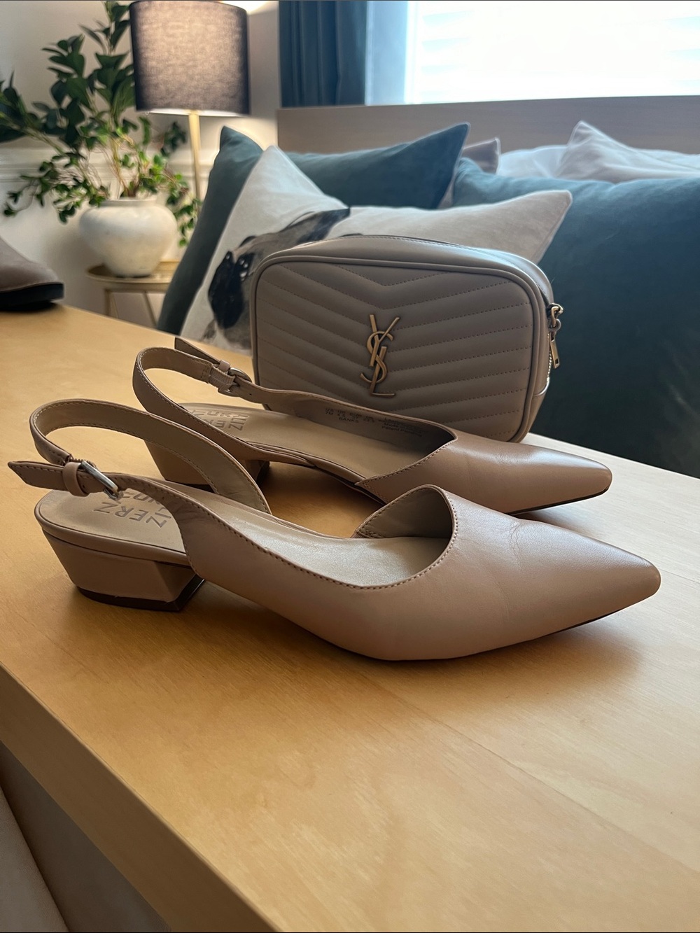 Naturalizer tan, leather Slingback Low Heel Mules